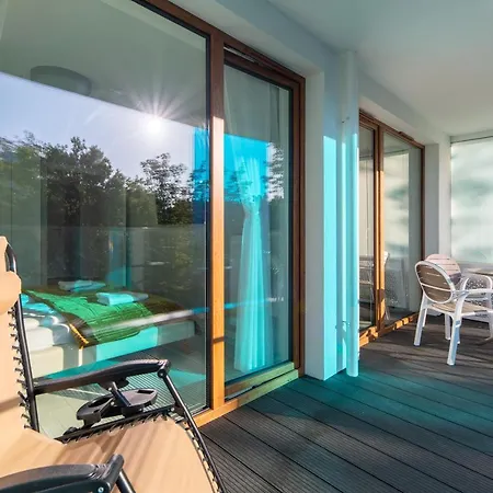 Whiteblue 40 Blizej Morza *